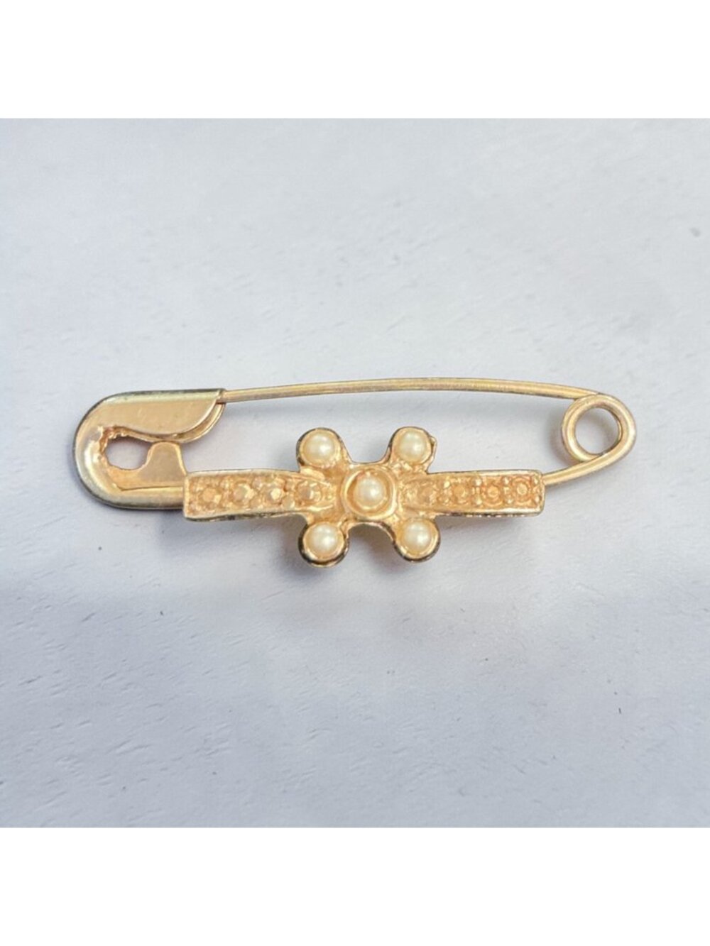 Vintage Gold-Tone Safety Pin Brooch With Faux Pearl Accents 1.25" X 0.5" Jewelry